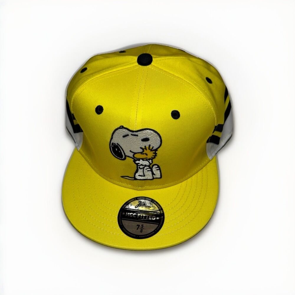 Headgear Classics Peanuts Snoopy Woodstock Charlie Brown Fitted Hat 7 5/8 NWT
